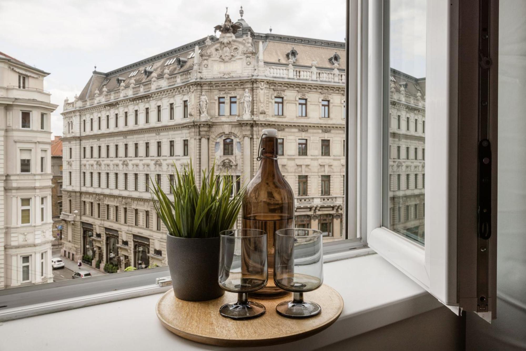 Casadeco Budapest Apt-Stunning New York Cafe View Budapeste Exterior foto